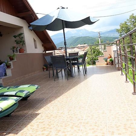 Hotel Casa Delia Călimăneşti Zewnętrze zdjęcie