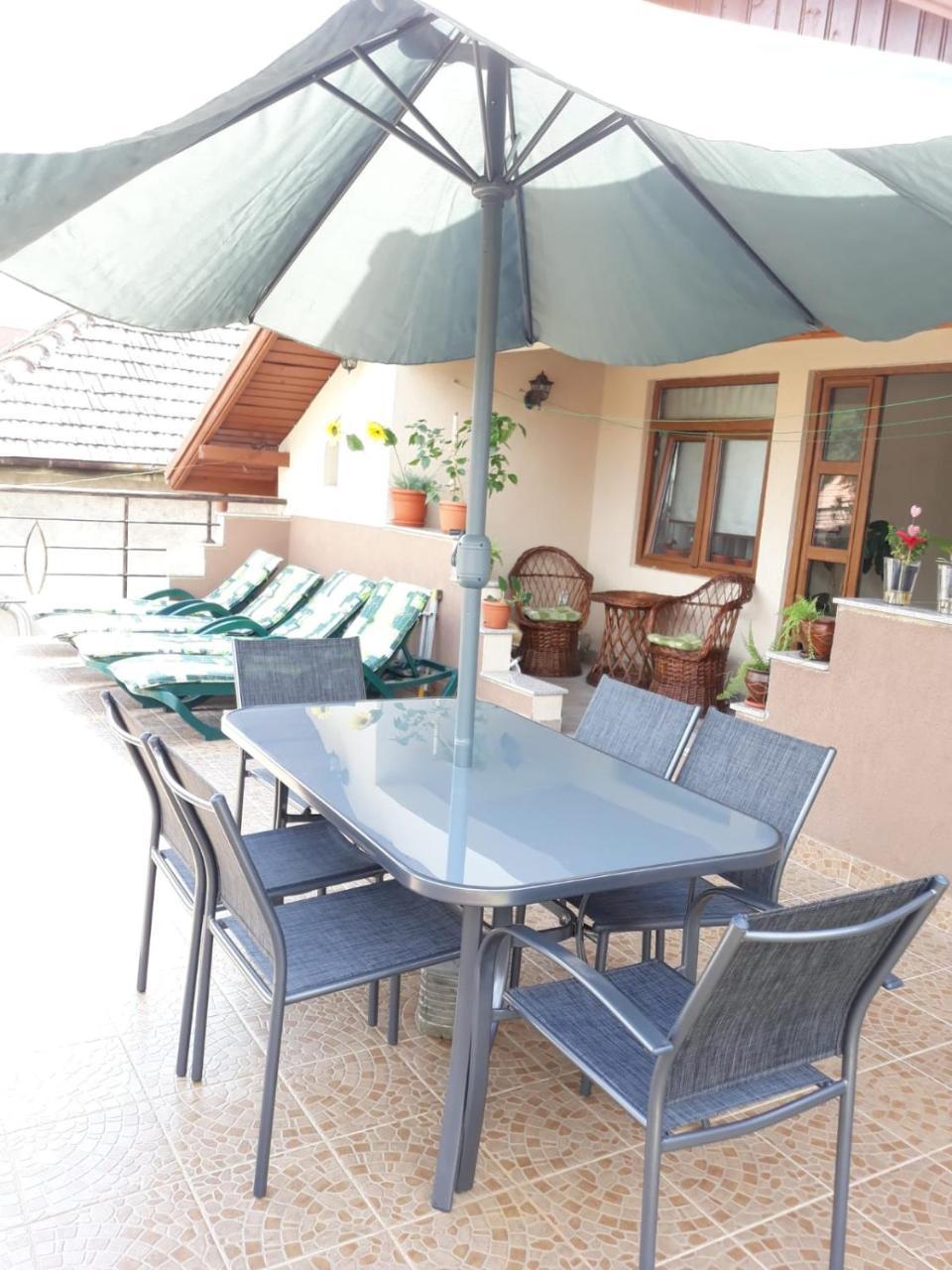 Hotel Casa Delia Călimăneşti Zewnętrze zdjęcie